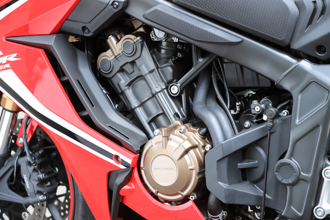 【ホンダ CBR650R試乗記事】 FからRに進化した、CBRシリーズの中軸の画像の試乗インプレッション