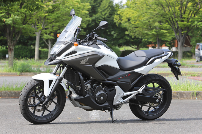 【ホンダ NC750X 試乗記事】充実の装備がうれしい！　熟成を重ねた“お手軽ナナハン・アドベンチャー”の画像