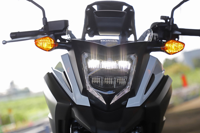 【ホンダ NC750X 試乗記事】充実の装備がうれしい！　熟成を重ねた“お手軽ナナハン・アドベンチャー”の画像