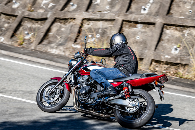 【ホンダ CB400 SF 試乗記事】日本が世界に誇るベーシックモーターサイクルの画像