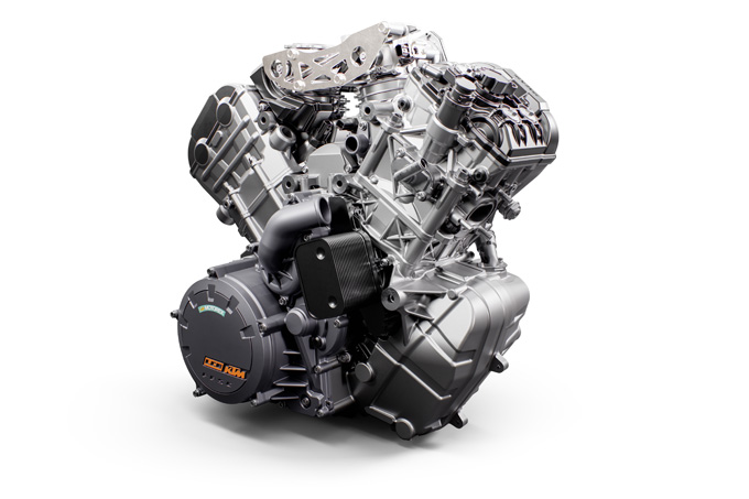 【KTM 1290 スーパーデューク R 試乗記事】あの“THE BEAST”が第3形態に進化、新たな骨格を得て動きがよりしなやかに‼の画像