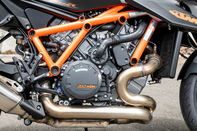 【KTM 1290スーパーデュークR 試乗記】 第3世代に進化した、KTM製オンロードスポーツの旗艦の20画像