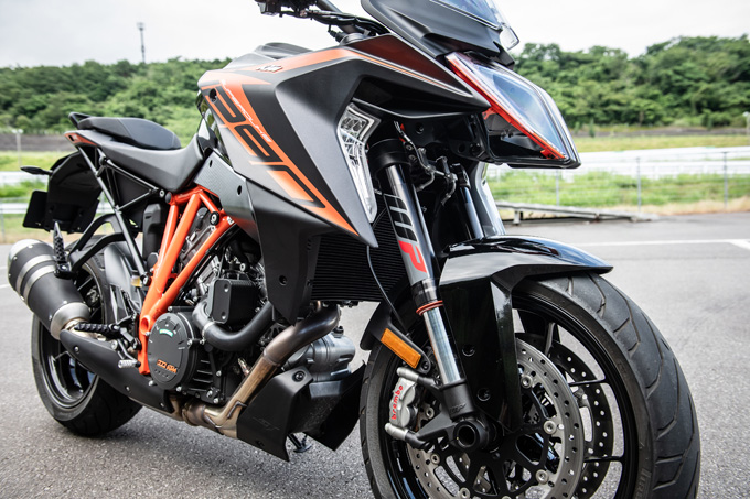 【KTM 1290スーパーデュークGT試乗記】とんでもなくスポーティな大陸横断ツアラーだの08画像