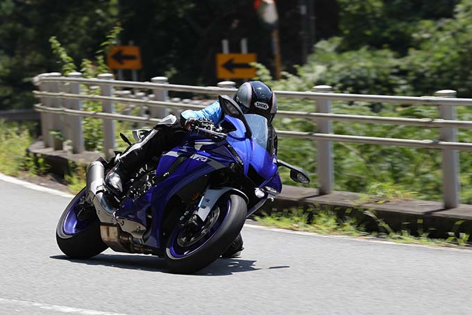 【ヤマハ YZF-R1 試乗記】堅実な仕様変更で、ライバル勢を迎撃 メイン画像