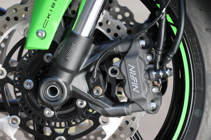 【カワサキ ZX-6R 試乗記】25周年を迎えた、万能ミドルSSの19画像