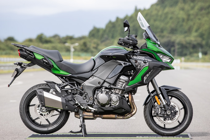 【カワサキ　VERSYS 1000 SE 試乗記】バイクの楽しさはそのまま、疲れを軽減するSHOWAスカイフックテクを採用した2021年式欧州モデルをインプレッションの06画像