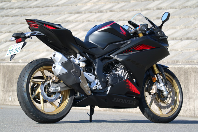 【ホンダ CBR250RR 試乗記】250cc最強ツインスポーツがモデルチェンジ! いったい何が変わったのか?07画像