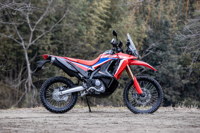 【ホンダ CRF250RALLY 試乗記】2年連続ダカールラリーを制したCRFの血脈を受け継ぐ新生CRF250RALLYは航続距離を大幅に拡大の02画像