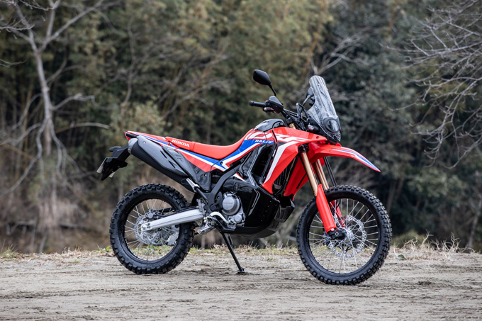 【ホンダ CRF250RALLY 試乗記】2年連続ダカールラリーを制したCRFの血脈を受け継ぐ新生CRF250RALLYは航続距離を大幅に拡大の05画像