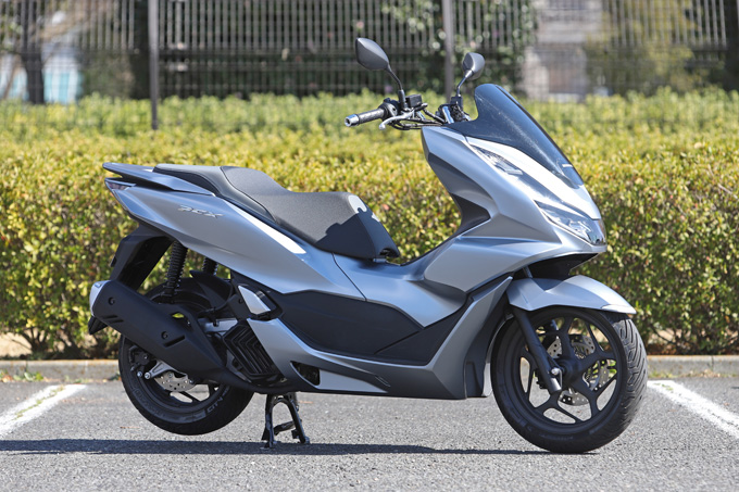 【ホンダ PCX 試乗記】もはや向かうところ敵なし!? 人気モデルがフルモデルチェンジして登場！の01画像