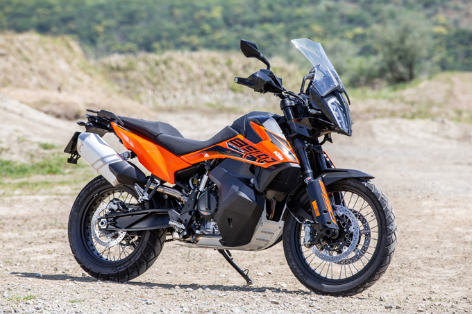 【KTM 890 ADVENTURE 試乗記】ストレスフリーなミドルアドベンチャー、ここに誕生！の01画像