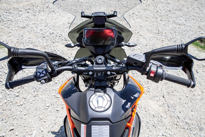 【KTM 890 ADVENTURE 試乗記】ストレスフリーなミドルアドベンチャー、ここに誕生！の11画像