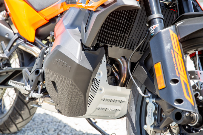 【KTM 890 ADVENTURE 試乗記】ストレスフリーなミドルアドベンチャー、ここに誕生！の20画像