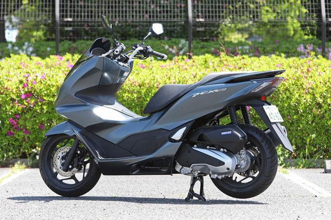 【ホンダ PCX160 試乗記】人気の軽2輪スクーターがフルモデルチェンジ！排気量アップ＆各部がさらに進化して登場の04画像