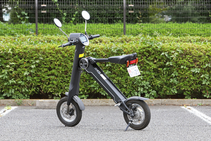 【ブレイズ スマートEV 試乗記】ママチャリ並みの軽さで簡単に折りたためる公道走行可能な100％電動バイクの04画像