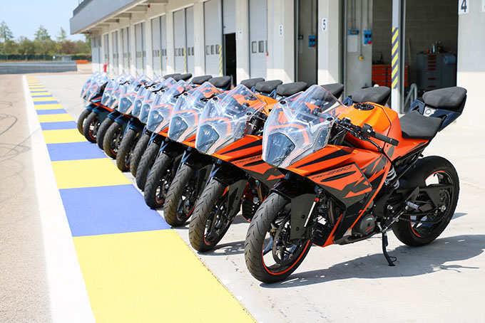 【KTM RC 390 試乗記】多くの人を受け入れるライトウェイトスーパースポーツの02画像