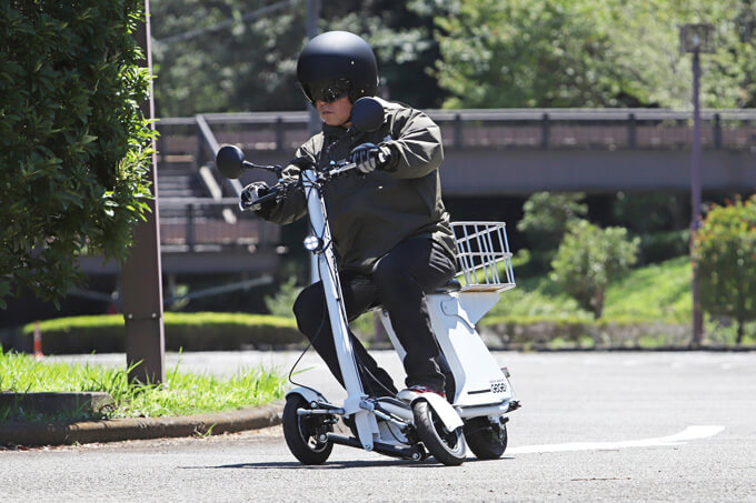 【フューチャー GOGO! カーゴ 試乗記】普通自動車免許で乗れる電動バイク、軽快な3輪電動モビリティのmain画像