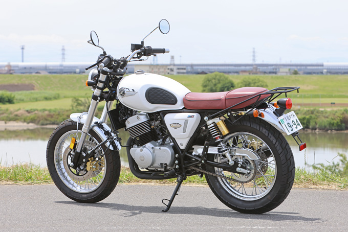 【GPX レジェンド250ツイン3 試乗記】タイ発のネオクラシックマシンが、さらに乗りやすく、質感を高めて新登場の04画像