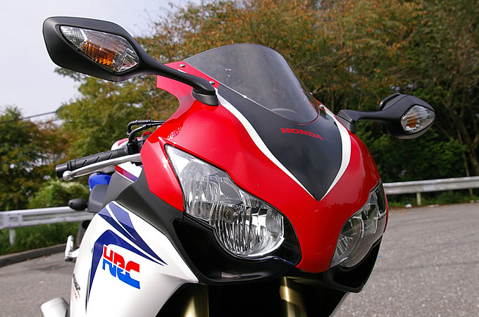 ホンダ CBR1000RRの画像