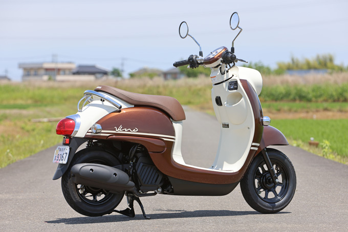 【ヤマハ ビーノ試乗記】レトロポップなデザインで愛され続けるヤマハのロングセラー50ccスクーターの02画像