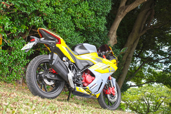 【GPX デーモンGR200R 4VALVE 試乗記】アジアンフィットなフルカウルスポーツの01画像