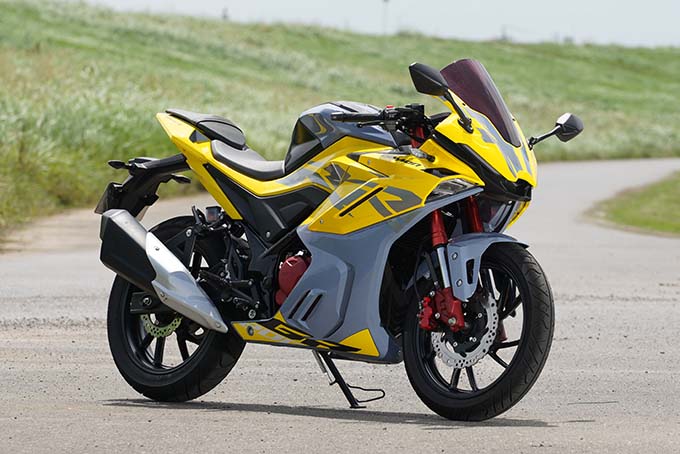 【GPX デーモンGR200R 4VALVE 試乗記】アジアンフィットなフルカウルスポーツの06画像