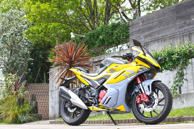 【GPX デーモンGR200R 4VALVE 試乗記】アジアンフィットなフルカウルスポーツのmain画像