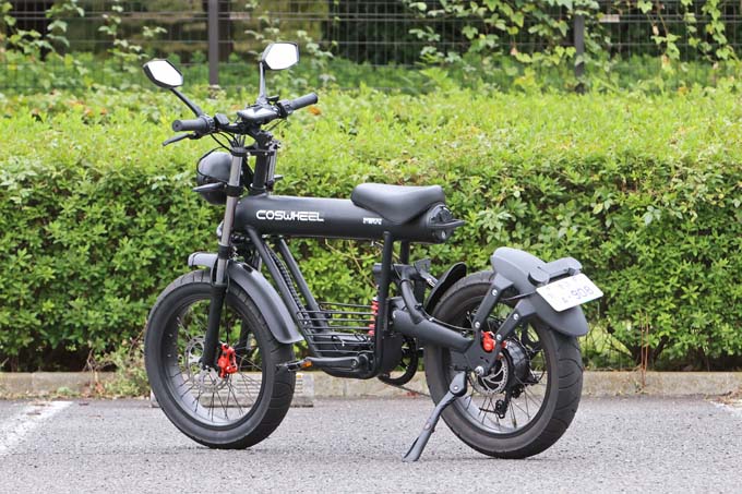 【コスウェル ミライS 試乗記】長距離走行が可能なファットタイプのスタイリッシュ電動バイクの04画像