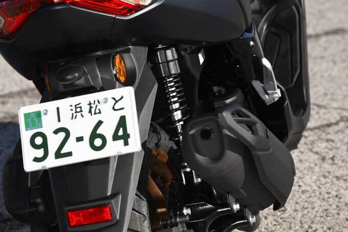 【ヤマハNMAX155 試乗記】　第2世代で改めて実感した、スポーツライディングに対するヤマハのこだわりの23画像