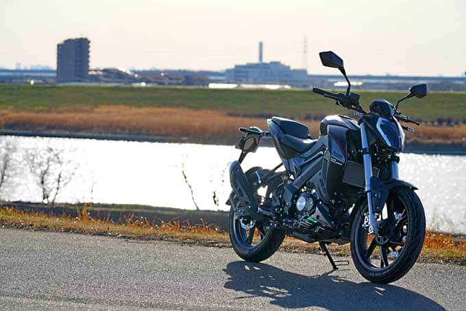 【ベネリ 125S 試乗記】精悍なスタイルが魅力のモダンネイキッドの06画像