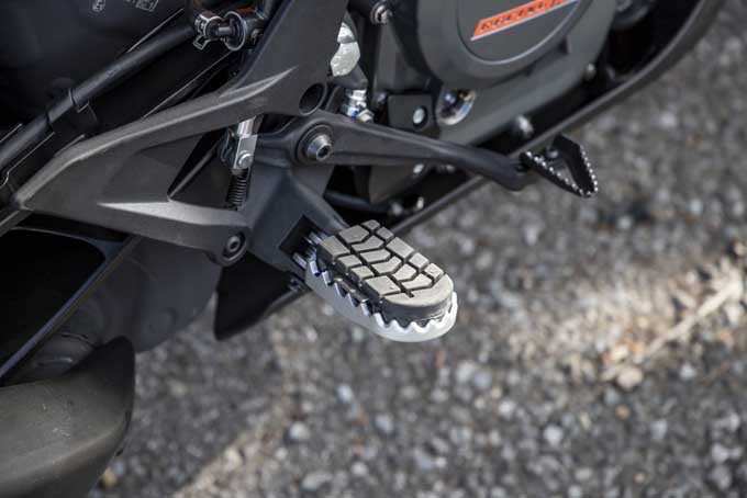 【KTM 390 ADVENTURE SW 試乗記】スポークホイールとライドモード追加でオフロードへの適性が増した390の15画像