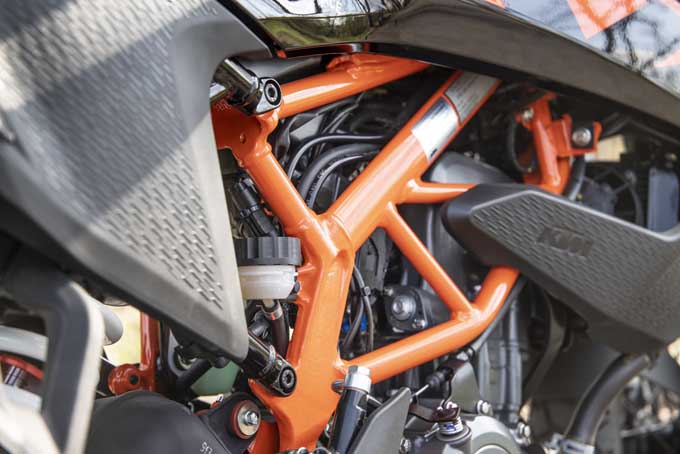 【KTM 390 ADVENTURE SW 試乗記】スポークホイールとライドモード追加でオフロードへの適性が増した390の17画像