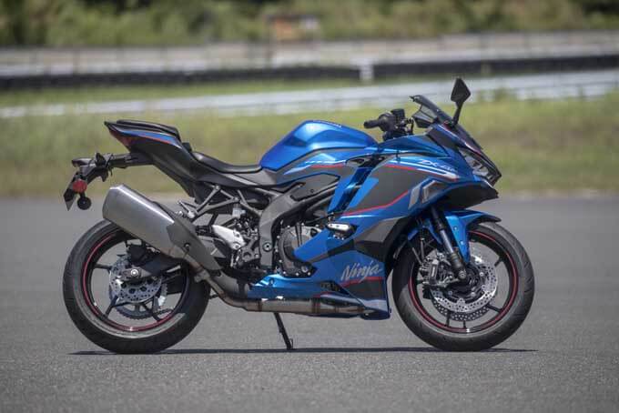 【カワサキ ニンジャ ZX-4R SE試乗記】サーキットでも使いきれない77馬力、10,000回転以上で昂る4気筒エンジンの06画像