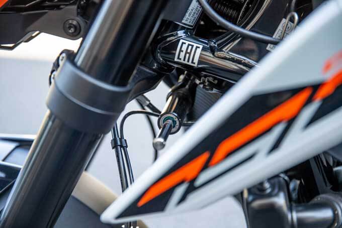 【KTM 790デューク 試乗記】ワインディングが全力で楽しめる最強のネイキッドマシンの14画像