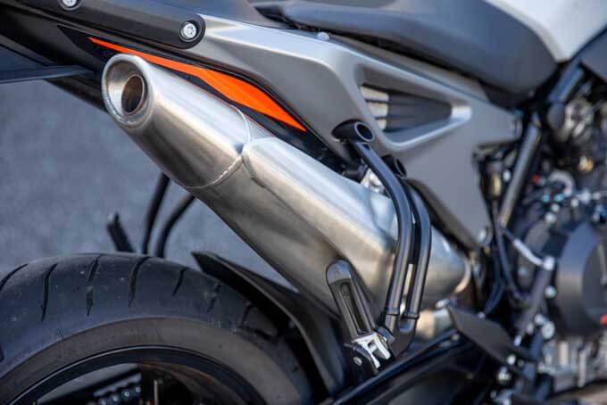 【KTM 790デューク 試乗記】ワインディングが全力で楽しめる最強のネイキッドマシンの19画像