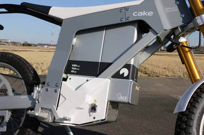 【ケイク カルク アンド 試乗記】北欧デザインが映えるオフロードタイプの電動マシン 08画像