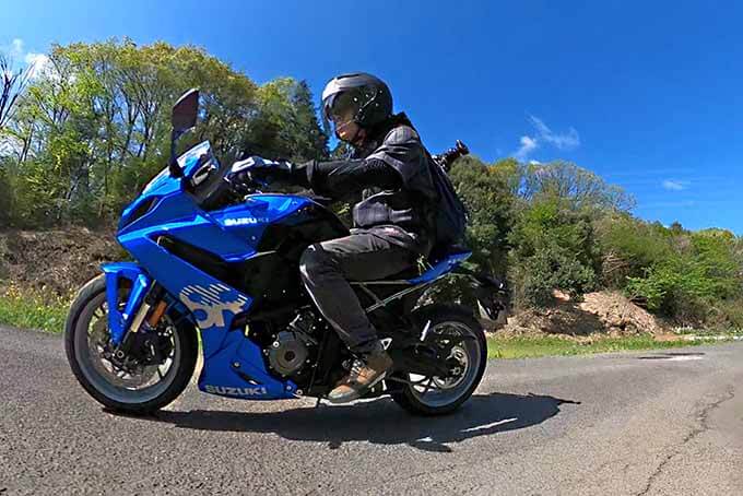 【スズキ GSX-8R 試乗記】心地よさをもたらすカギは人間味の強さだの07画像