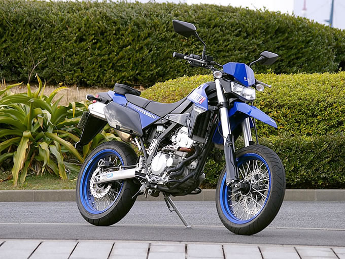 カワサキ D-TRACKER X – アグレッシブなスタイルと性能重視のパーツセレクト 試乗インプレ・レビュー オフロードバイクならバイクブロス