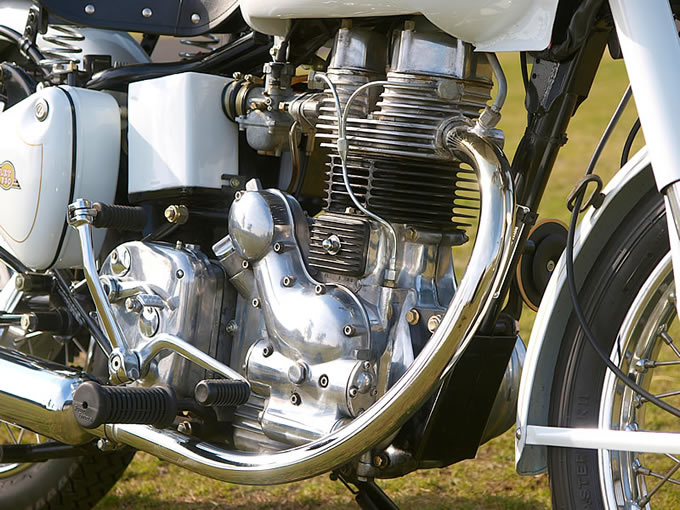 ロイヤルエンフィールド BULLET 350 Type Sの画像