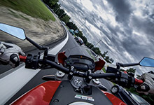バイクの任意保険　対人、対物賠償で無制限をオススメするワケ