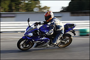 YAMAHA YZF-R125