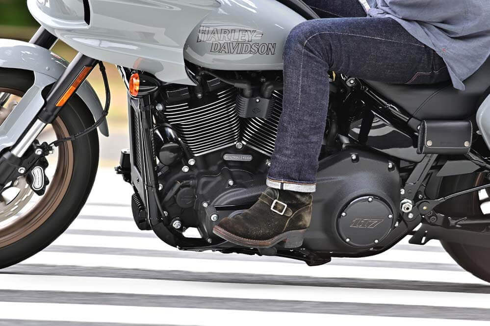 【WESCO BOSS×H-D LOW RIDER ST】ウエスコのエンジニアブーツ「ボス」＆ハーレーのスポーツツーリングモデル「ローライダーST」 06画像