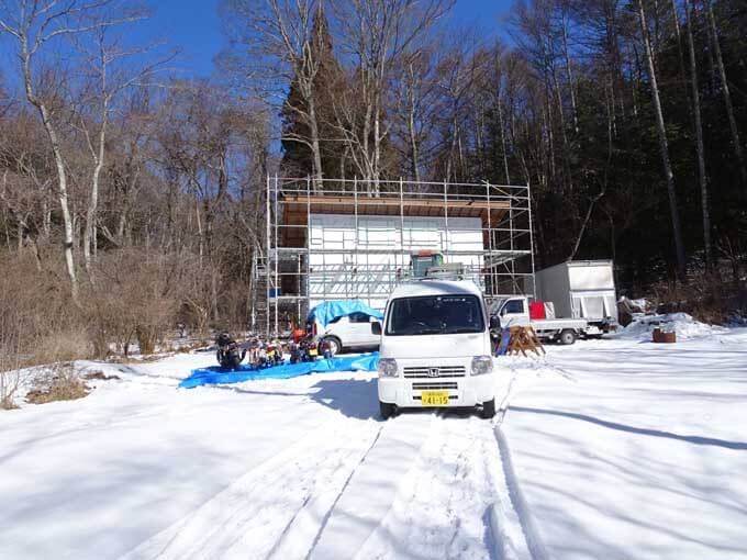 ゆるカブ第百九十四回「カブの雪上ひなたぼっこ」06画像