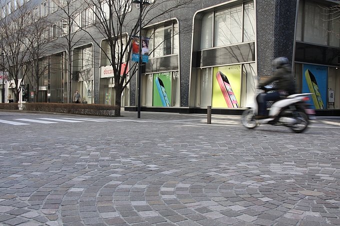 第十二回 大都会 東京で石畳を探す 東京都 原チャでchacha茶 原付 ミニバイクならバイクブロス