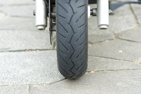 ダンロップタイヤ（住友ゴム工業） SCOOTLINE SX01 バイク用品インプレッション バイクブロス・マガジンズ