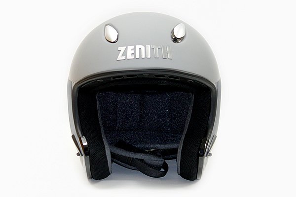 マウスガードを外せばジェットヘルメットに。別売りジェットヘルメット用シールド「システム→ジェットヘルメット変換キット」（3,150円)とセットで購入することをオススメします！