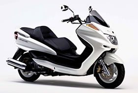 ヤマハ マジェスティC バイク購入ガイド ビッグスクーターならバイクブロス