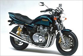 ヤマハ XJR400の画像