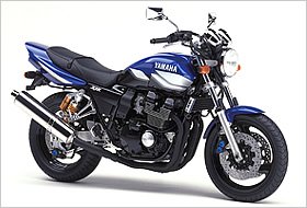 ヤマハ XJR400の画像