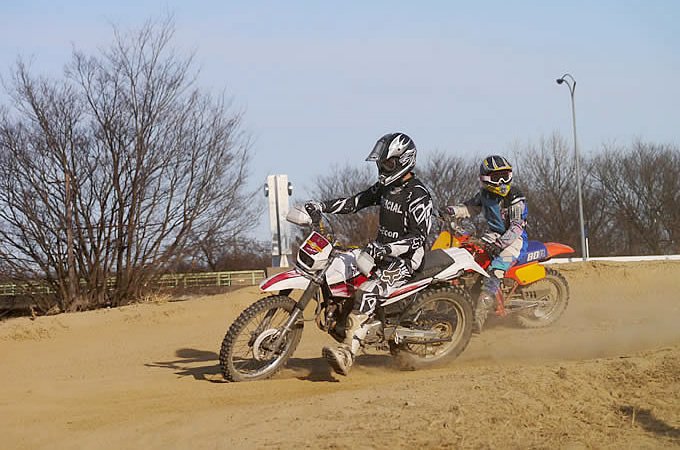 エンデューロ という遊び オフロード遊び オフロードバイクならバイクブロス